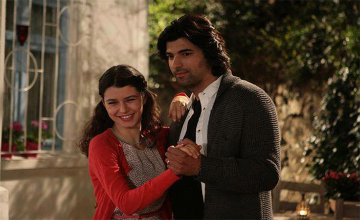 هل يعود الثنائي بيرين سات وعشيقها 